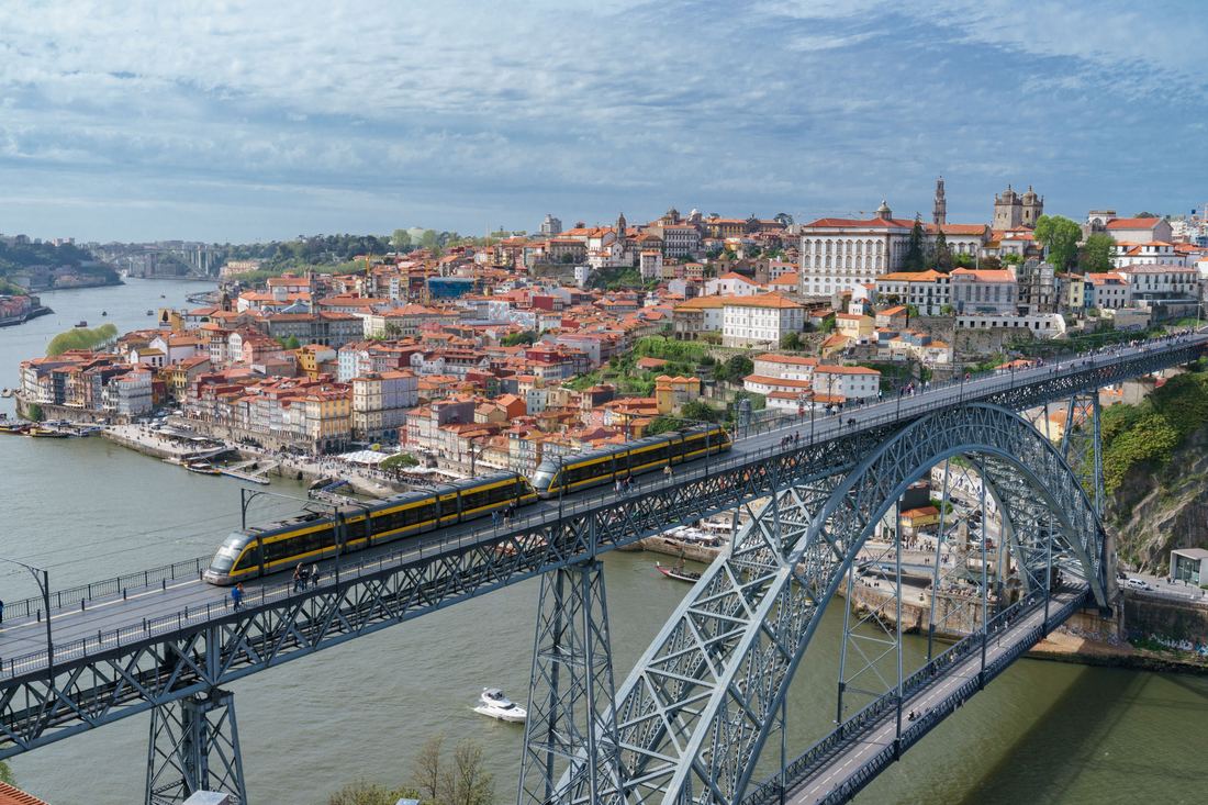 Porto — Dom Luís bridge over the Douro